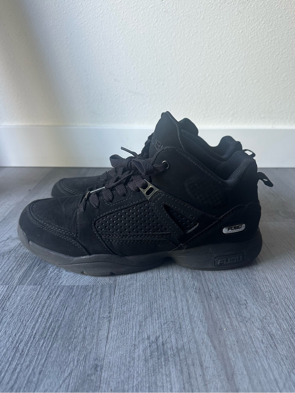 FUBU Men’s 8.5 Black High Top Basketball Sneakers Y2K Retro